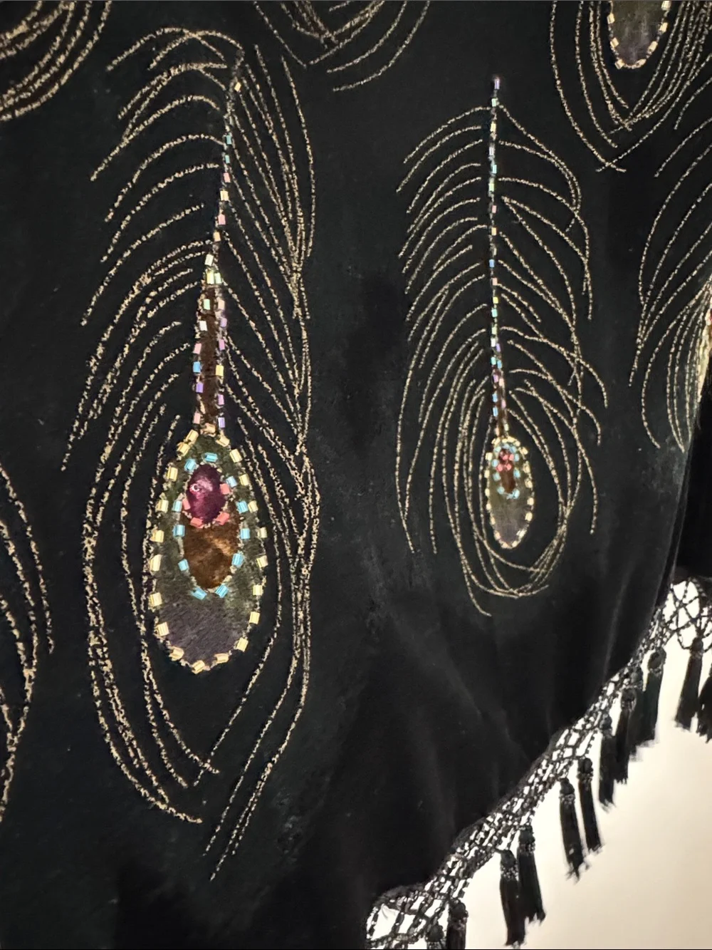 Vintage Johanna Velvet Embroidered Peacock Floral Sweater with Fur Collar tassel